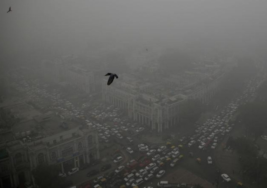 Невиждан смог обви Ню Делхи 