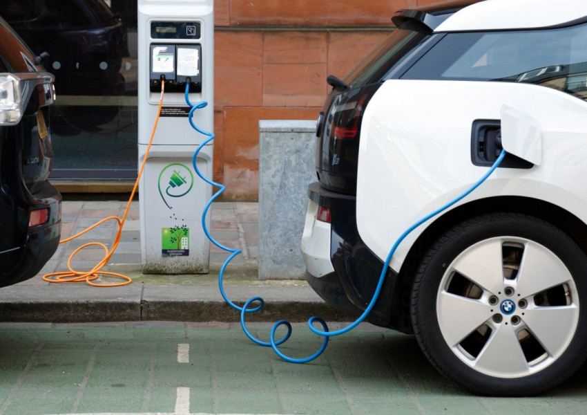 Великобритания: Само за месец септември са продадени над 72 000 електрически автомобили Великобритания: Само за месец септември са продадени над 72 000 електрически автомобили