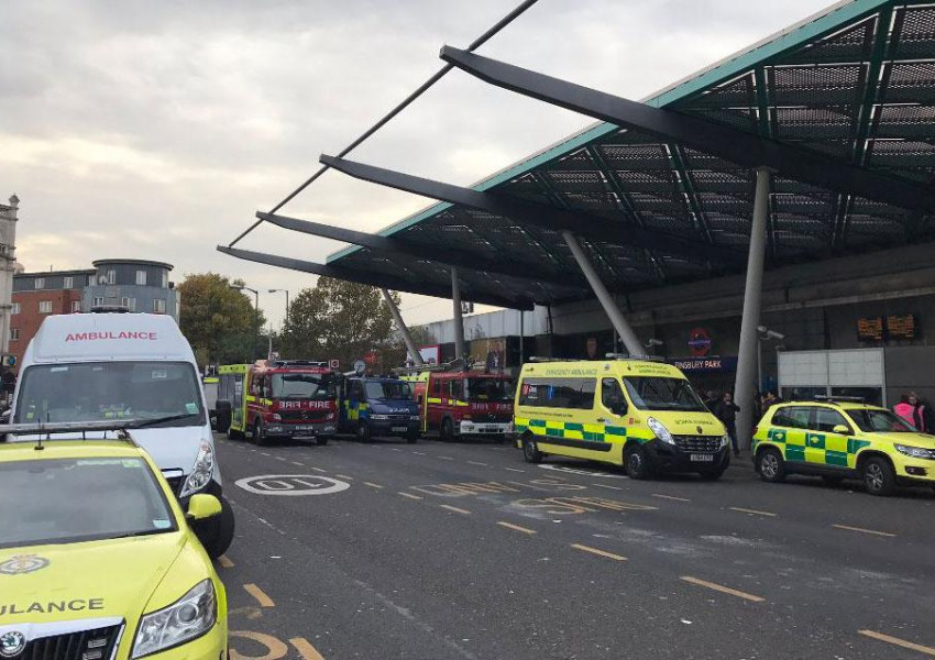 Влак блъсна човек на станция Finsbury Park