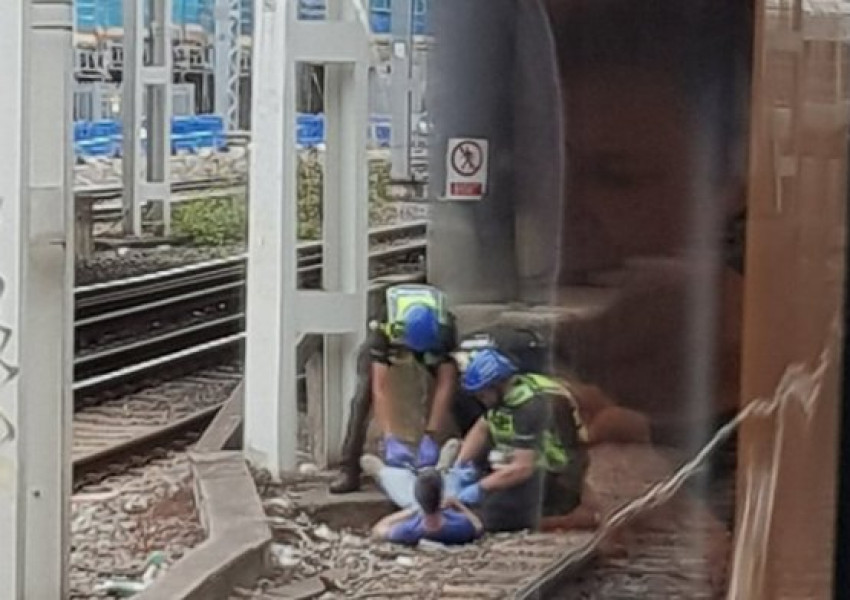 Хаос на Euston заради човек на релсите